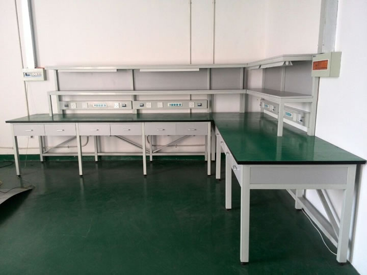 實(shí)驗(yàn)室工作臺(tái)